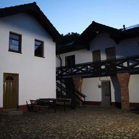 Вилла Pokoje U Iwonki - Barzowice Экстерьер фото